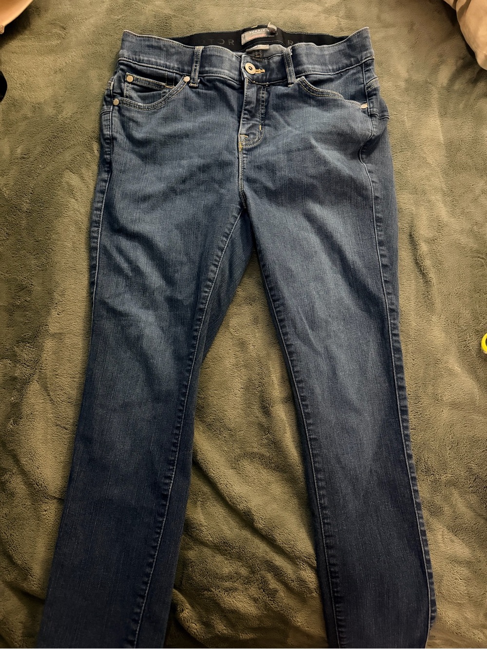 Torrid bombshell skinny size 12